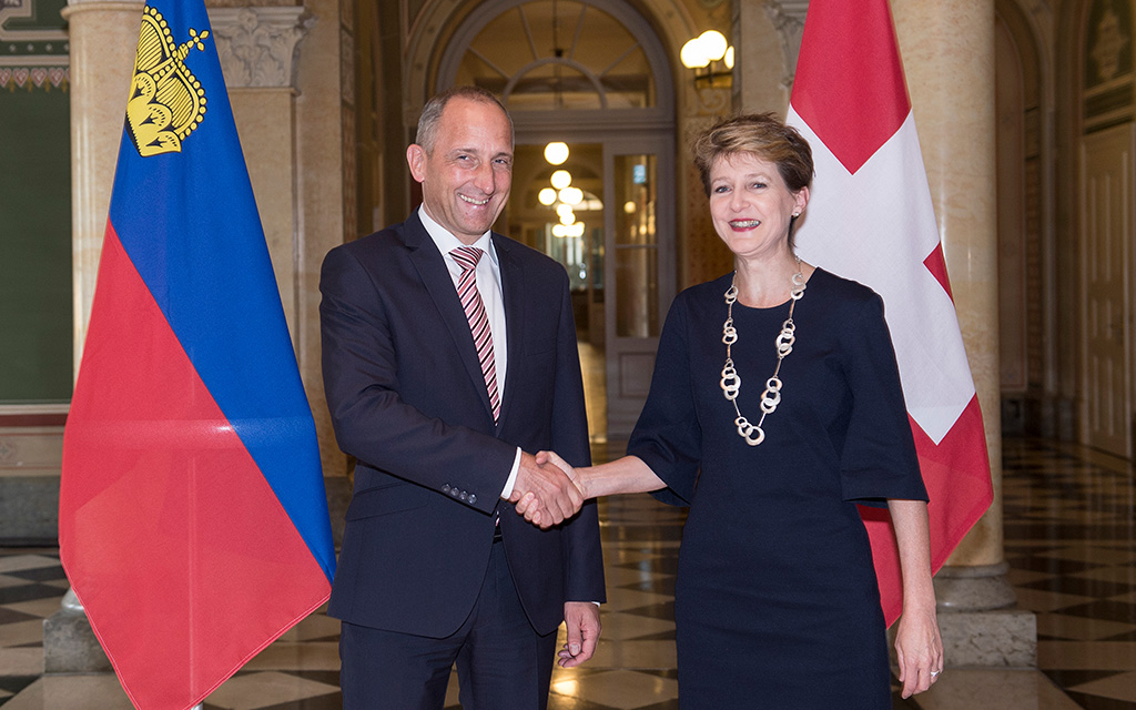 Bundespräsidentin Sommaruga empfängt Liechtensteins Regierungschef Hasler