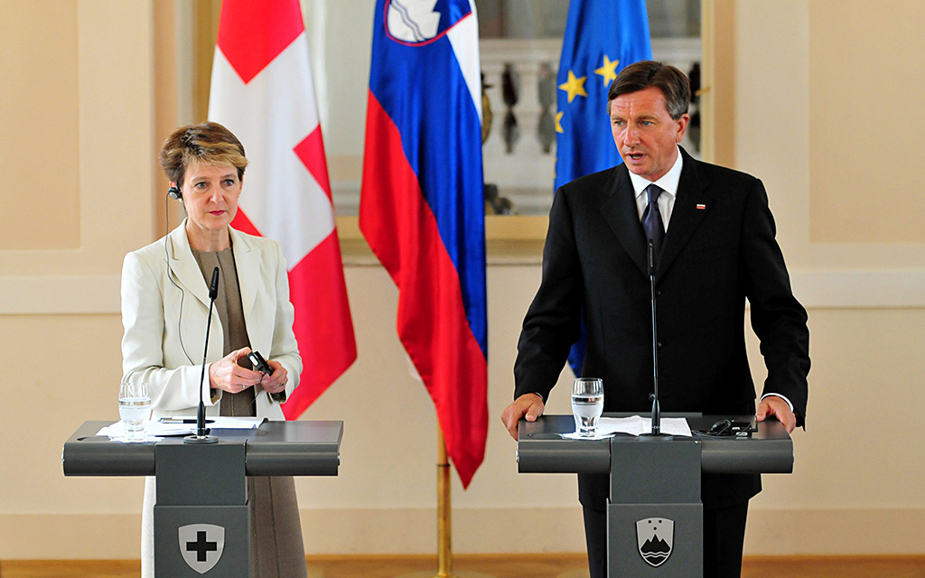 La presidente della Confederazione Simonetta Sommaruga con il Presidente di Slovenia Borut Pahor (Foto: Keystone)
